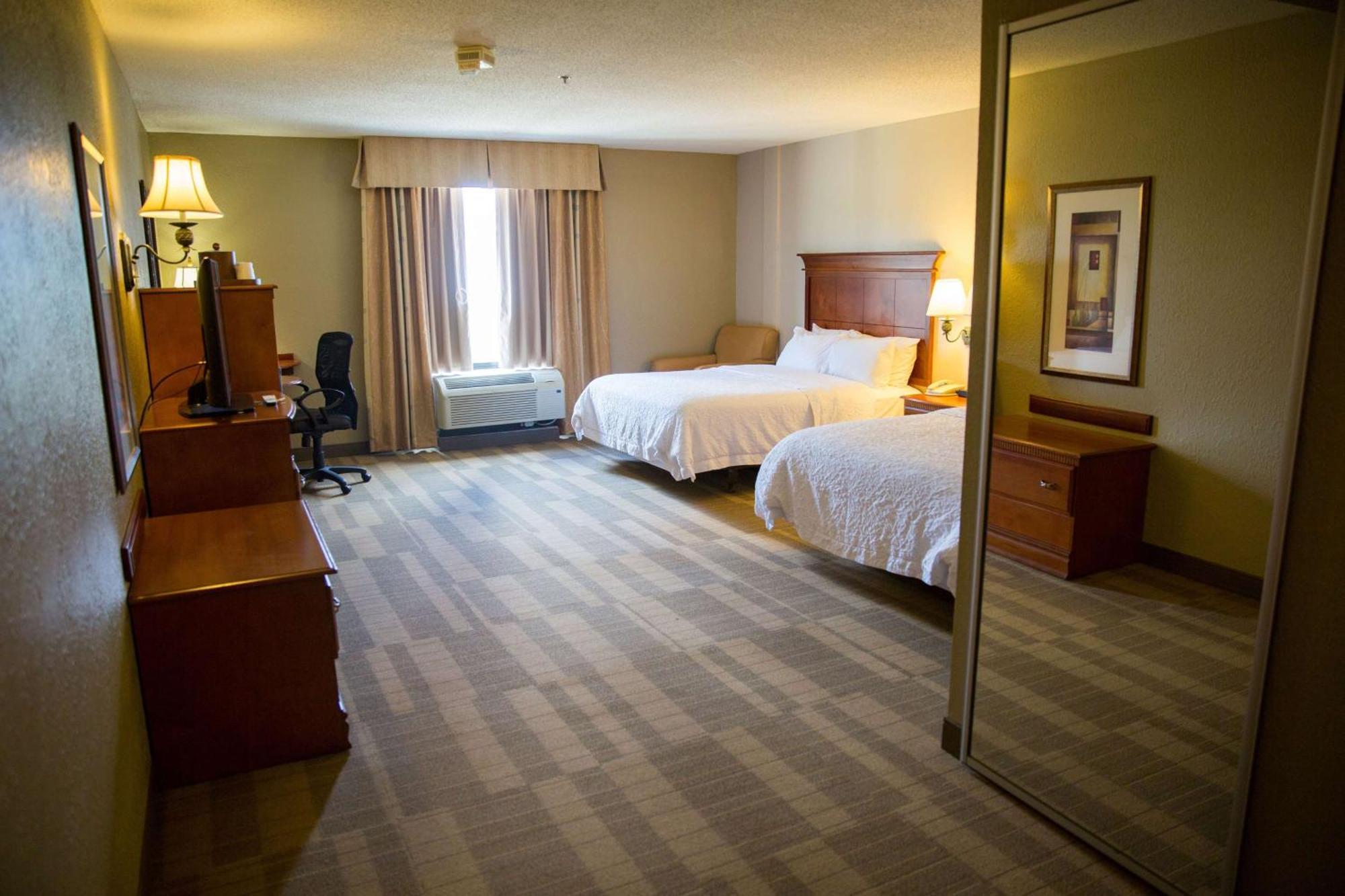 Hampton Inn & Suites Grenada Eksteriør bilde