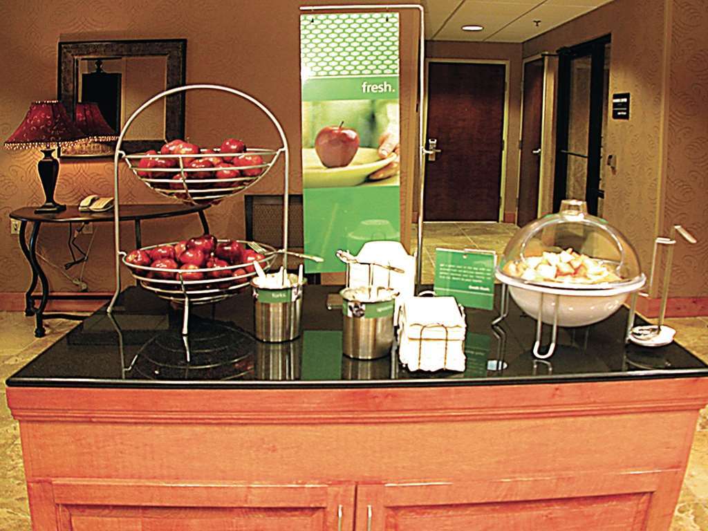 Hampton Inn & Suites Grenada Restaurant bilde