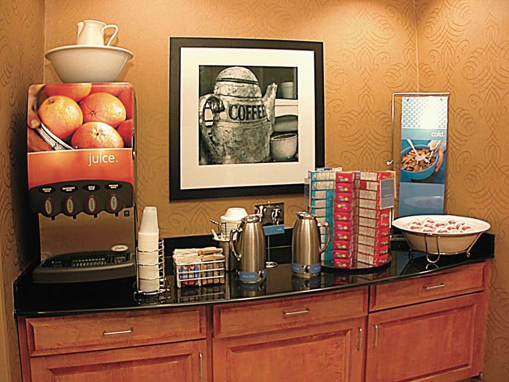 Hampton Inn & Suites Grenada Restaurant bilde